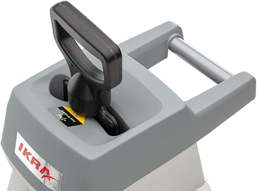 IKRA Elettro-biotrituratore a lame IMH 2500 incl. sacco di raccolta 45l 2.500W, lame reversibili a lunga durata