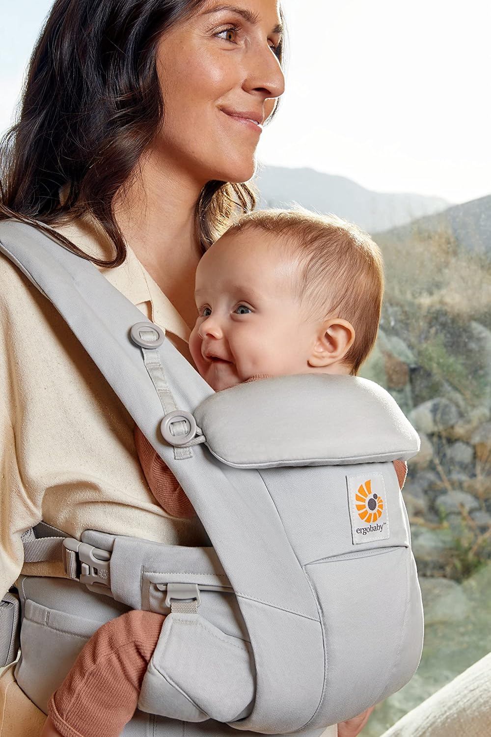 Ergobaby Omni Breeze Marsupio per Neonati dalla Nascita fino a 20 kg, Morbido Mesh SoftFlex a 4 Posizioni, Ergonomico, Porta Bebè, Natural Beige