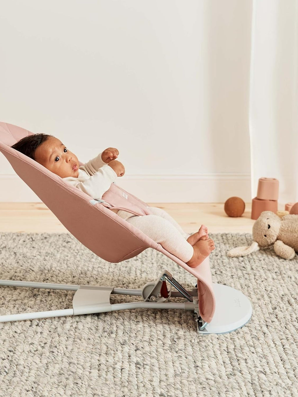 BabyBjörn Sdraietta Bliss, Tessuto trapuntato a petalo, Grigio Sabbia