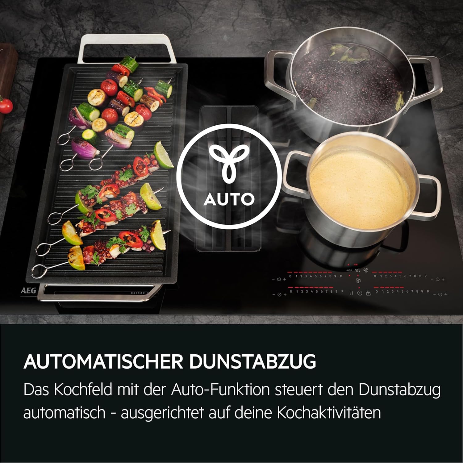 AEG piano cottura a induzione autonomo 80cm con cappa integrata / Prodotto in Germania / 4 zone cottura Flexi con funzione Bridge (combinazione di 2 zone) / Funzione automatica della cappa / Filtro a carbone attivo / COLI84COXB
