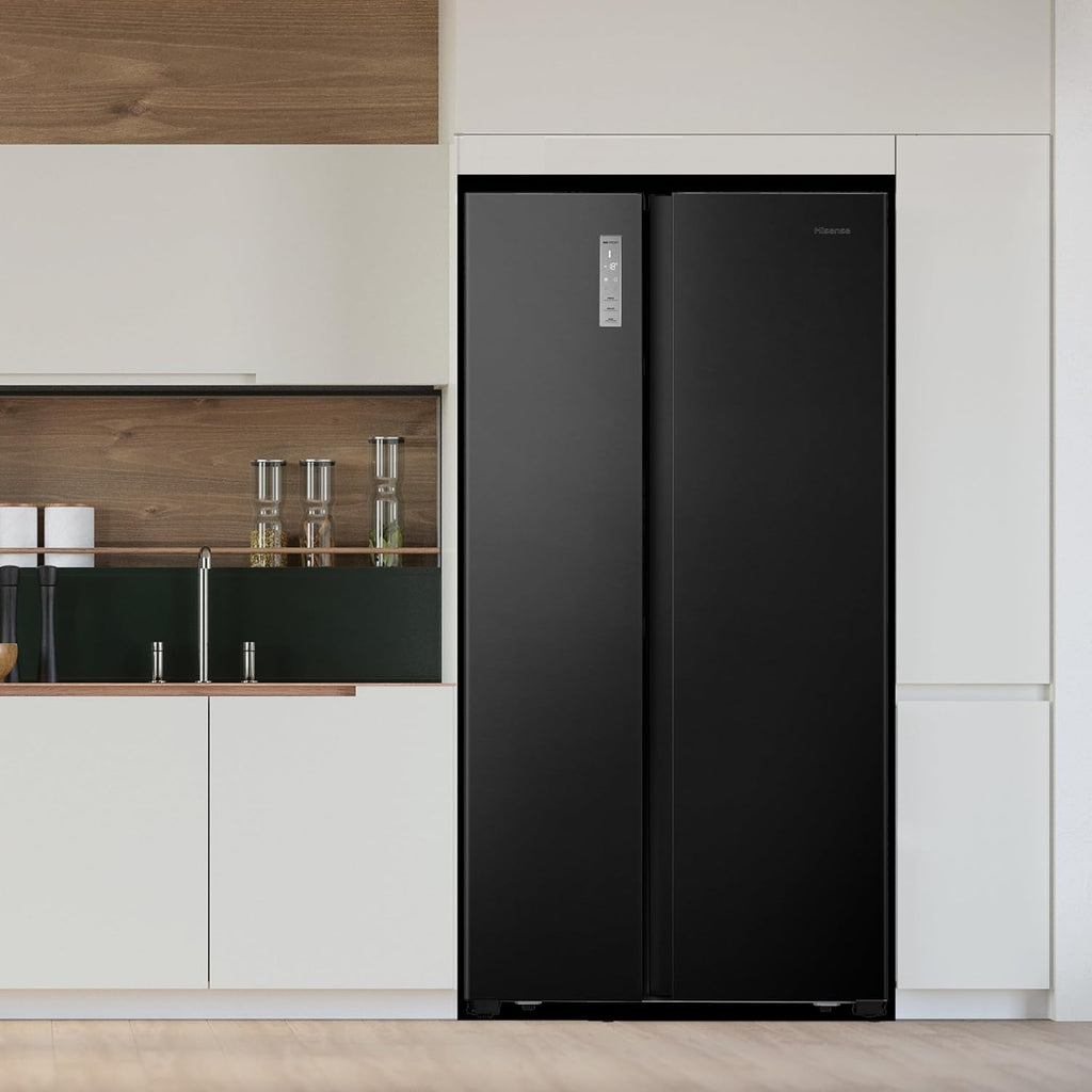 Hisense RS677N4BFD Frigorifero Americano Side by Side / Compressore Inverter / Porta Bottiglie / 2 FreshZone / Vano Verdure / Capacità Frigo 334 L / Capacità Congelatore 185 L / 41 dB / 247 kWh all'anno, Nero
