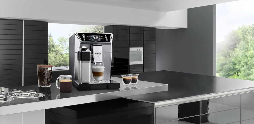 De'Longhi Eletta Evo ECAM 46.860.B Macchina automatica per caffè con sistema LatteCrema per il latte, cappuccino ed espresso con un solo tocco, display LCD e pulsanti a sfioramento, colore nero