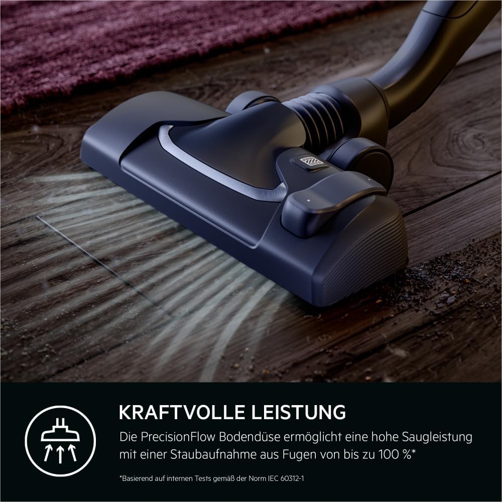 AEG CLEAN 6000 AB61C2DB Aspirapolvere con sacco / elevata potenza di aspirazione / include bocchetta per imbottiti / 50% plastica riciclata / ideale per proprietari di animali domestici / pulizia di tappezzeria / cavo da 12 m / 750 W / Blu