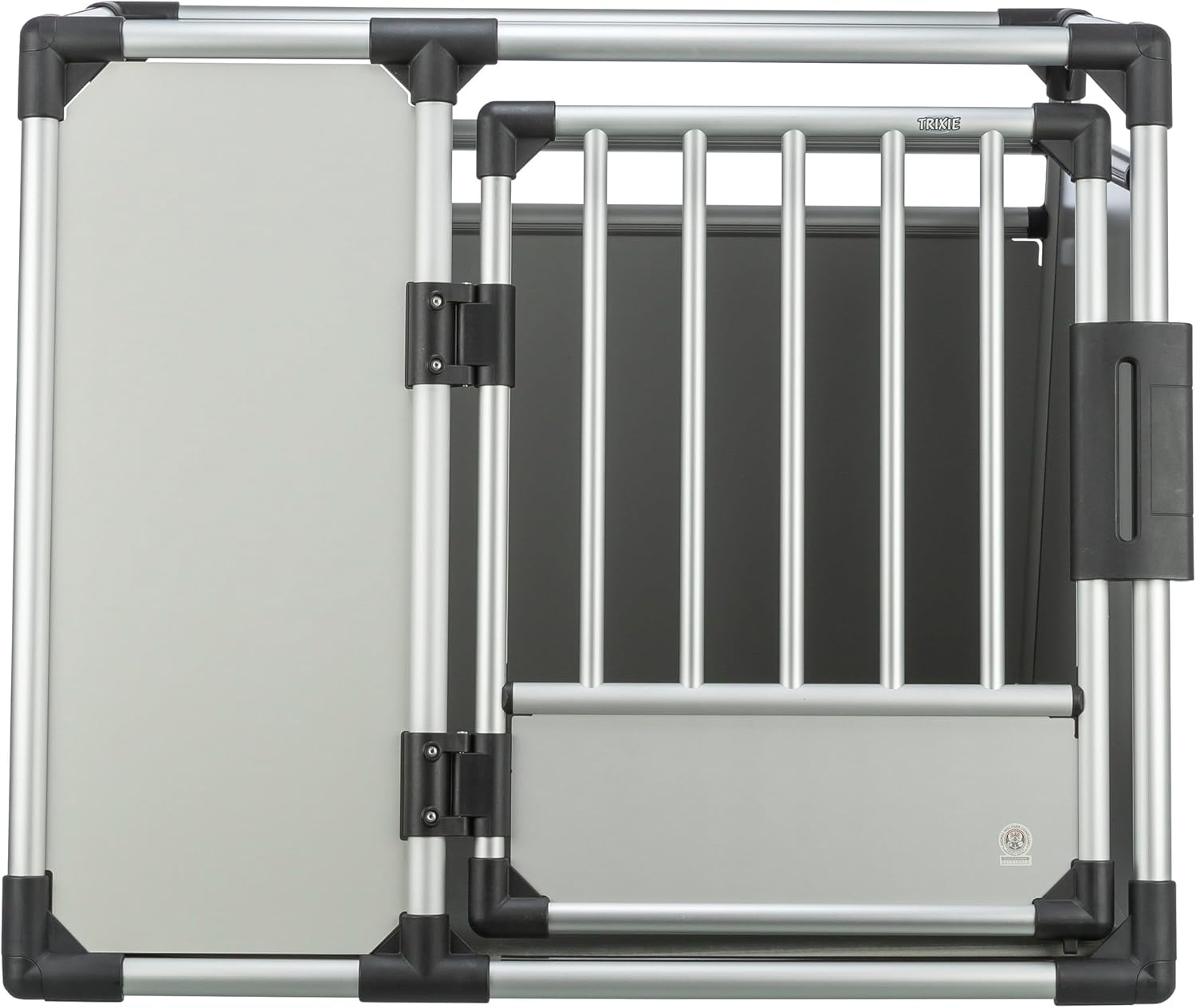 TRIXIE Hunde-Transportbox Aluminium in silber – M: 55 × 62 × 73 cm, stabile und geräuscharme Hundebox mit abgeschrägten Seiten, Sicherheitsverschluss & rutschfester Liegematte – 39342