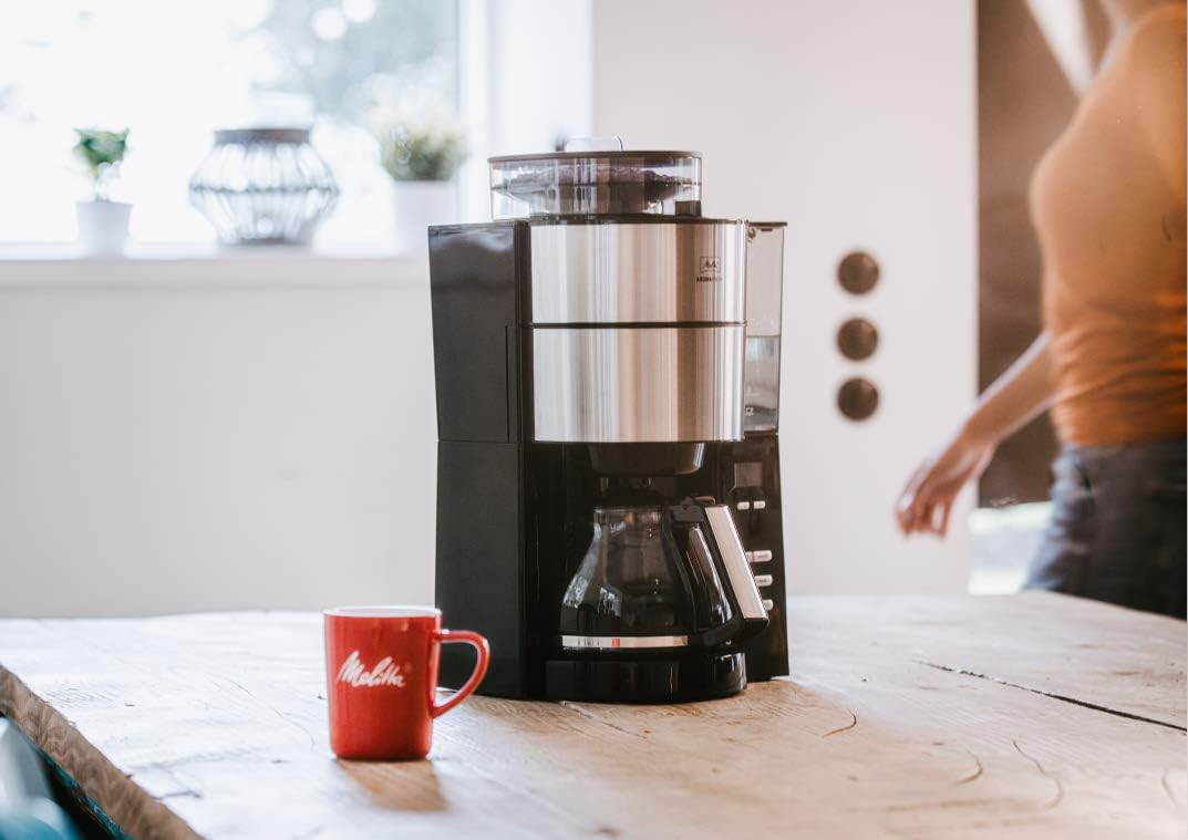 Melitta AromaFresh - Macchina da caffè con filtro - con caraffa in vetro - macinacaffè integrato - funzione timer - 10 tazze - Pure Black