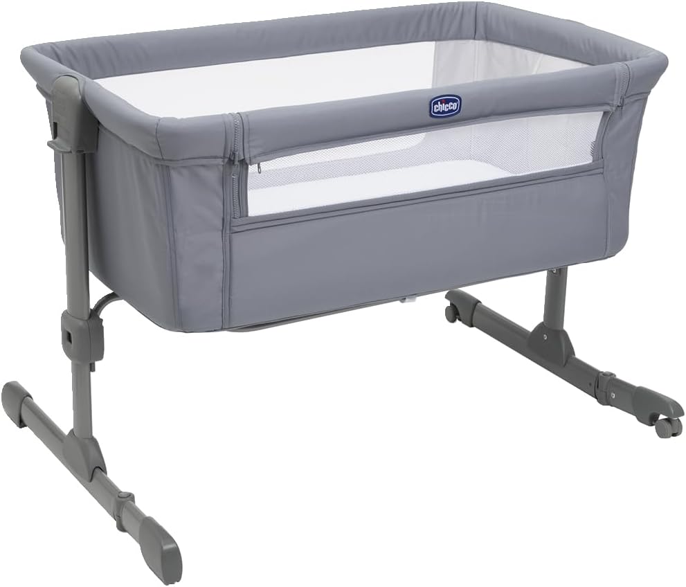 Chicco Next2Me Essential Lettino fianco letto per neonati, Sostenibile, Compatibile con diversi letti, Regolabile in altezza, Inclinabile, Buona circolazione dell'aria, Materasso e borsa inclusi, 0-6 mesi