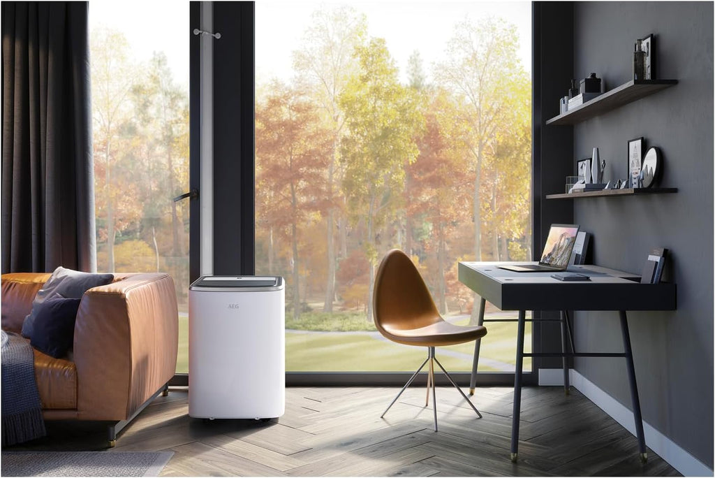 Condizionatore portatile AEG Chillflex Pro AXP26U338CW / display LED / pulsanti touch / telecomando / 30-40 m² / funzione di raffreddamento / ventilatore / funzione di deumidificazione / automatico / bianco/argento/nero
