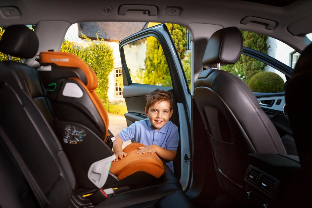 Seggiolino Auto Maxi-Cosi Kore Pro i-Size, 3.5–12 Anni, 100–150 cm, Luce ClickAssist, Altezza/Larghezza Regolabili, Sistema di Protezione Laterale+, Authentic Cognac