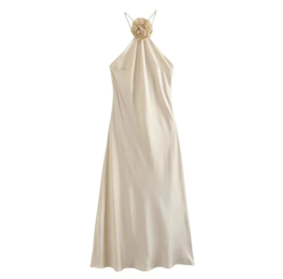 LANGES KLEID AUS SATIN - Lozenda