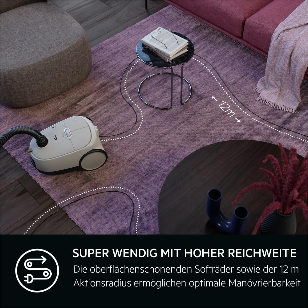 AEG CLEAN 6000 AB61C2DB Aspirapolvere con sacco / elevata potenza di aspirazione / include bocchetta per imbottiti / 50% plastica riciclata / ideale per proprietari di animali domestici / pulizia di tappezzeria / cavo da 12 m / 750 W / Blu