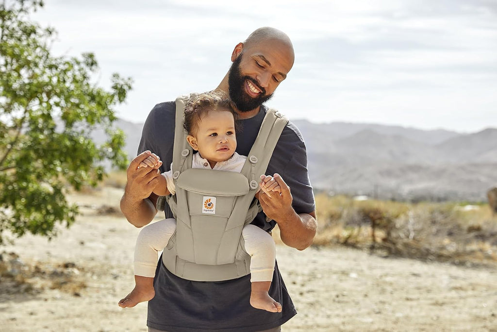 Ergobaby Omni Breeze Marsupio per Neonati dalla Nascita fino a 20 kg, Morbido Mesh SoftFlex a 4 Posizioni, Ergonomico, Porta Bebè, Natural Beige