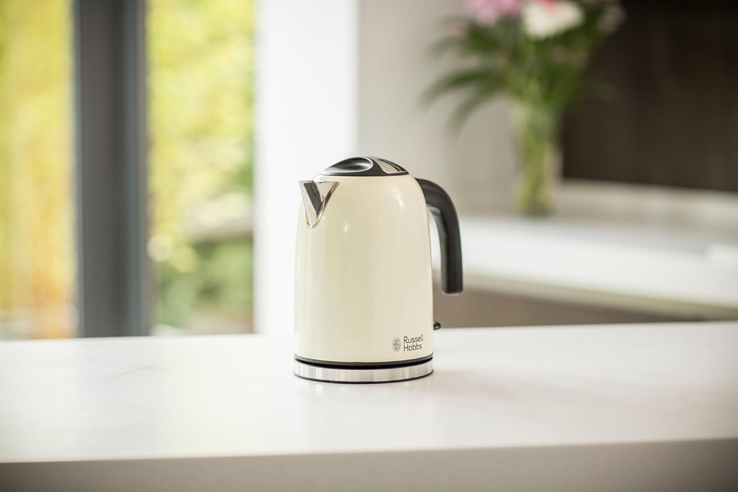 Russell Hobbs Frühstücksset Colours+ Creme: Kaffeemaschine 24033-56 [Digitaler Timer] + Wasserkocher 20415-70 [1,7l, 2400 W] + Toaster 26551-56 [für 2 Scheiben], Frühstücksserie