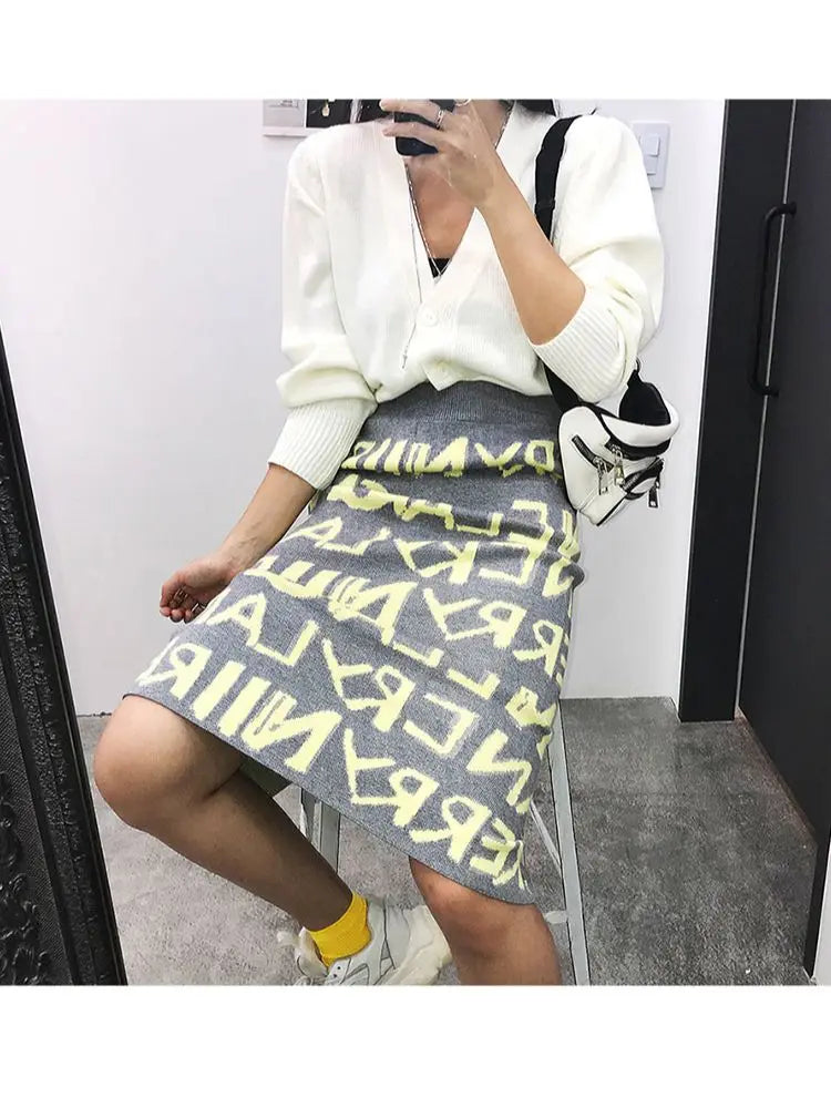 Gonna in maglia da donna con stampa letterale
