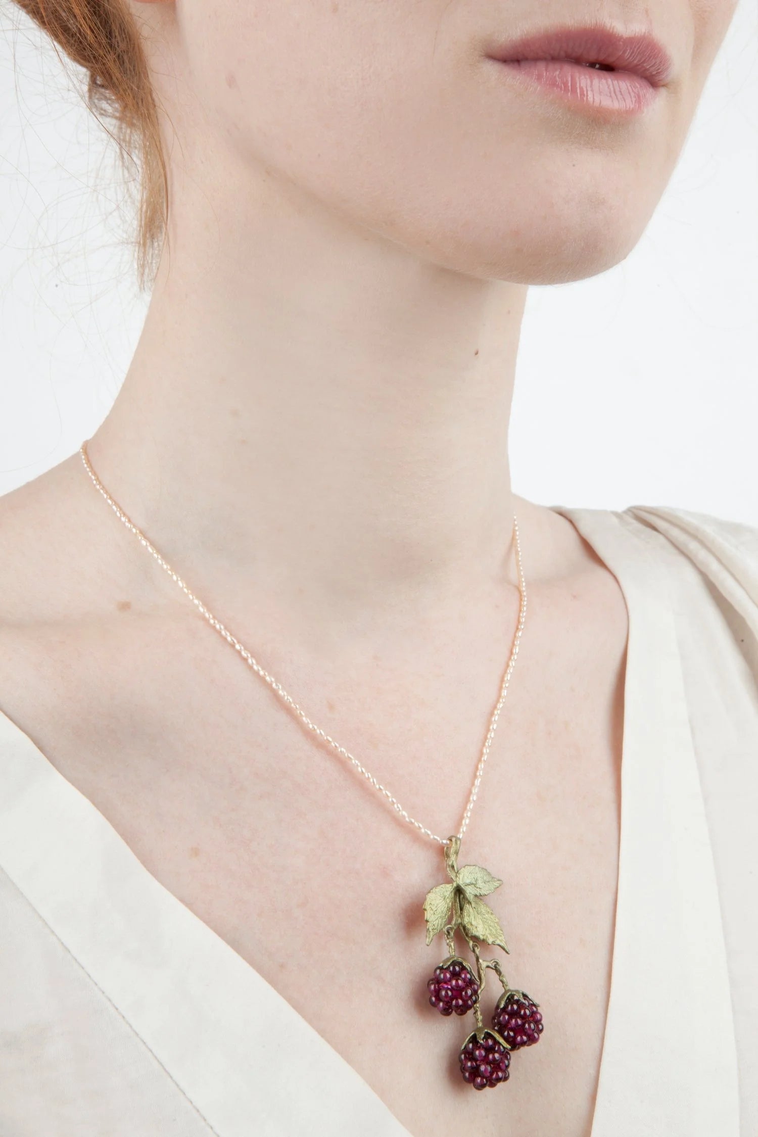 Himbeere - Kette mit Anhnger 3 Beeren