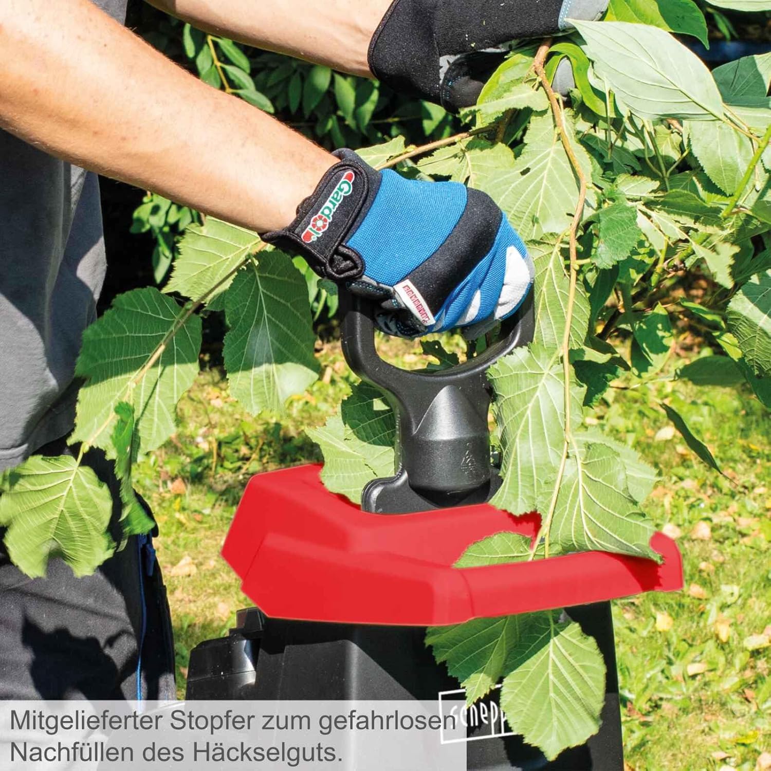 Scheppach GS55 Elektro Gartenhäcksler 2in1 Häcksler mit Fahrvorrichtung | 2400W Leistung | Schnittstärke 45mm | 45L Fangsack | 2 Messer | Selbsteinzug | inkl. 2X Fangsack & Nachstopfer