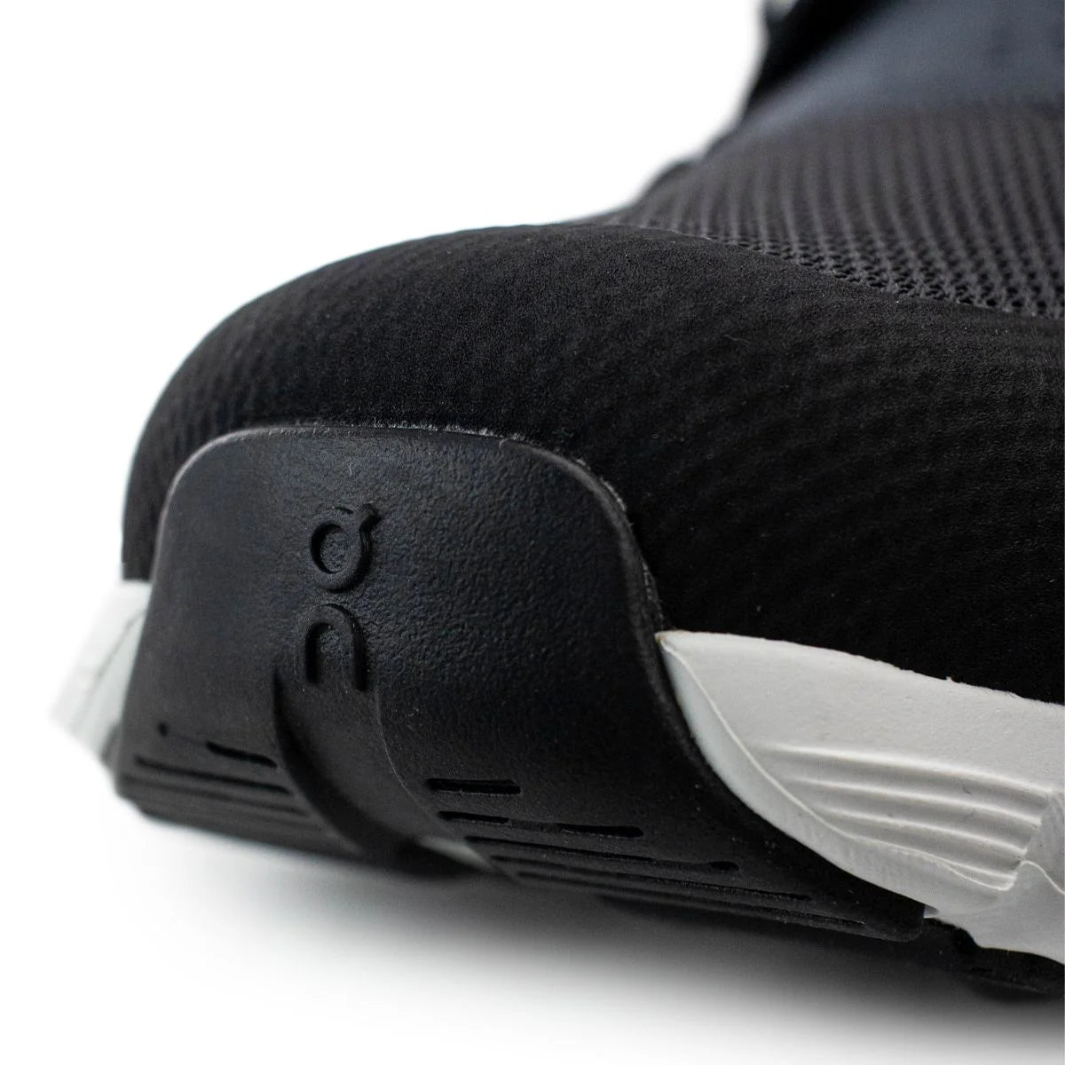 On Cloud 5 59.98919 - bianco e nero