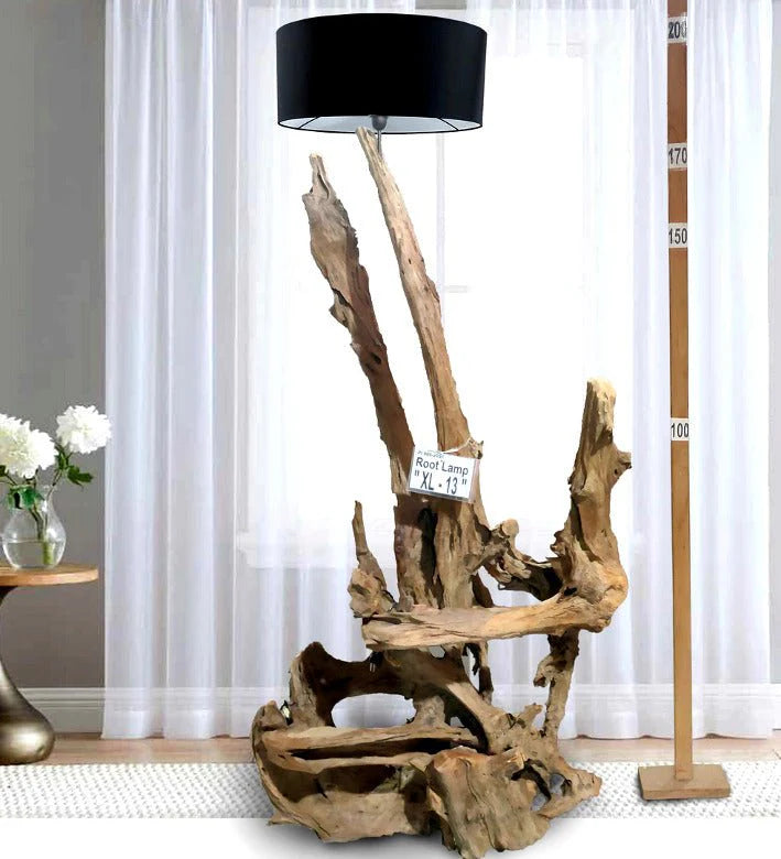 Lampada da terra in radice di teak RIAZ | paralume incluso