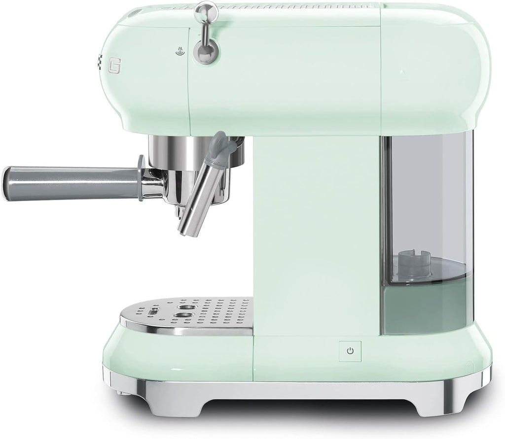 Smeg, ECF01WHEU Macchina da Caffè Espresso Manuale, Sistema Cappuccino, Thermoblock, Alloggiamento Tazze Grandi e Funzione Doppio Caffè, Serbatoio Acqua 1 l, Dimensioni Compatte, 1350W, Bianco