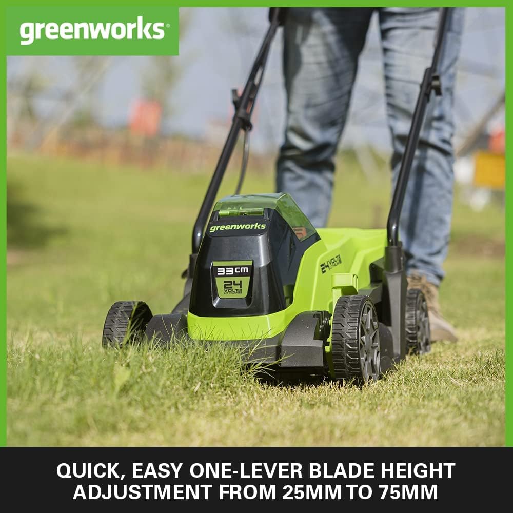 Greenworks 48V (2x24V) Selbstfahrender Akku Rasenmäher für große Flächen bis zu 480m², 46cm Schnittbreite, 55L Sack PLUS zwei 4Ah-Akkus und Doppelladegerät GD24X2LM46SPK4X