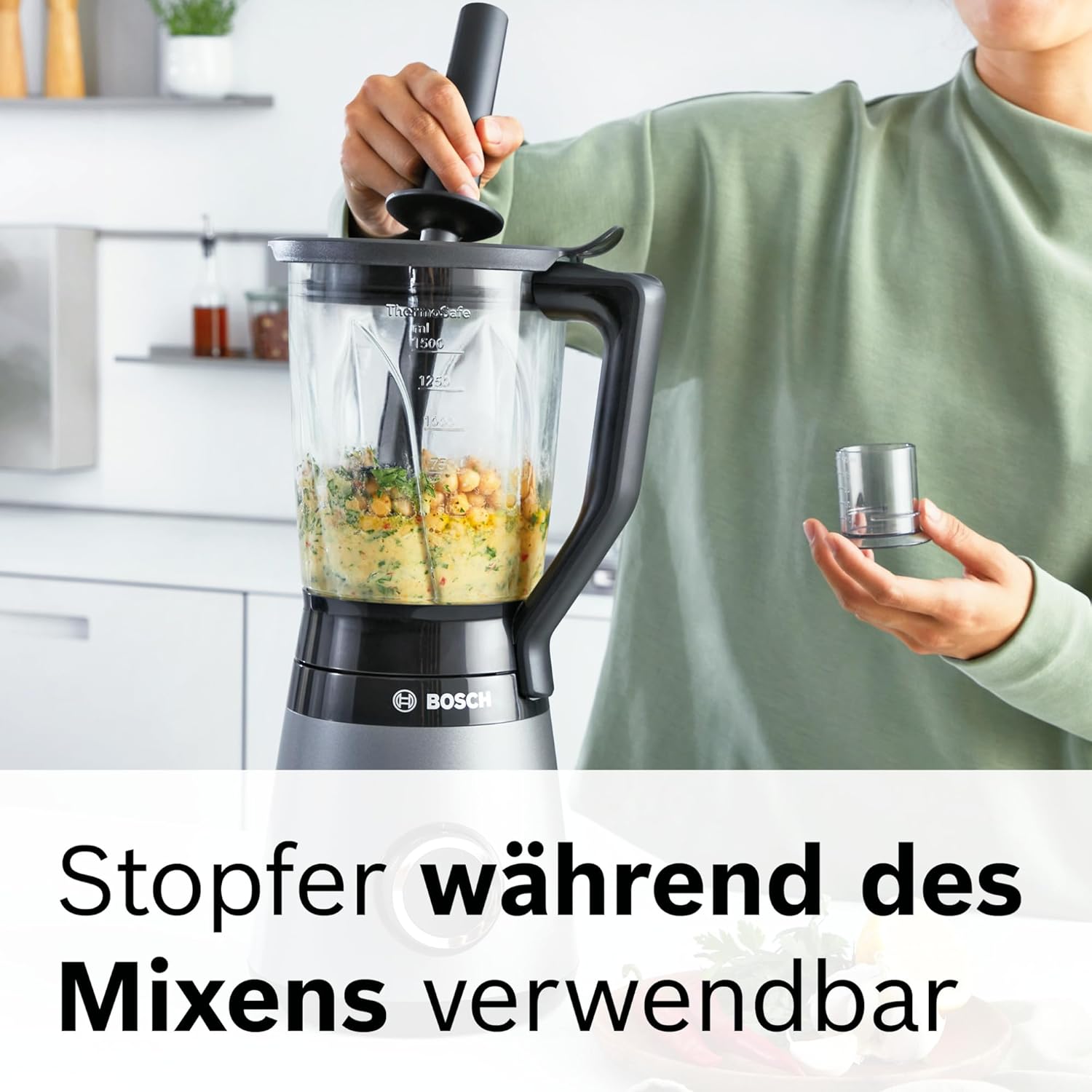 Bosch Standmixer VitaPower Serie 4 MMB6174SN, verbesserte Version, hochwertige Edelstahl-Klingen, 1,5l Glasbehlter, 0,6l To-Go-Flasche, spülmaschinenfeste Teile, 30.000 U/min, 1200 W, silber