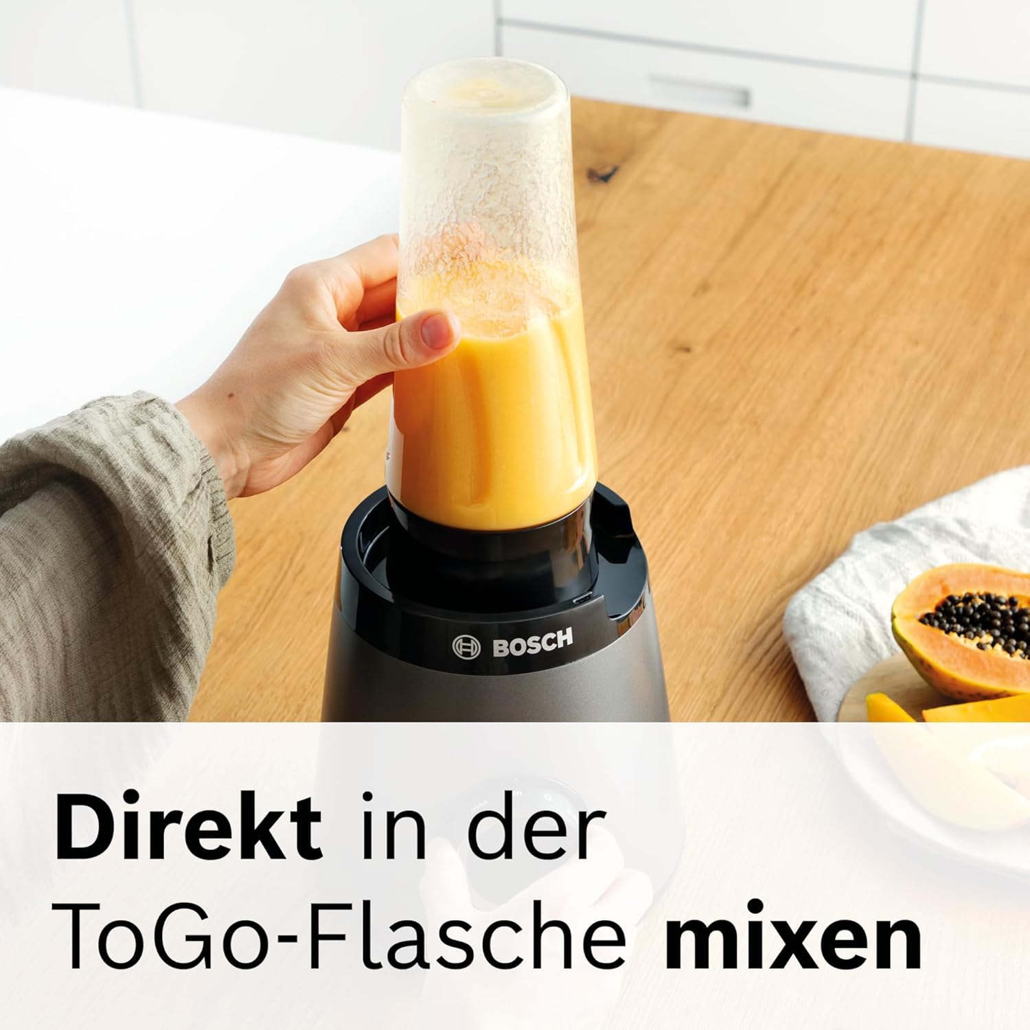 Bosch Standmixer VitaPower Serie 4 MMB6174SN, verbesserte Version, hochwertige Edelstahl-Klingen, 1,5l Glasbehlter, 0,6l To-Go-Flasche, spülmaschinenfeste Teile, 30.000 U/min, 1200 W, silber
