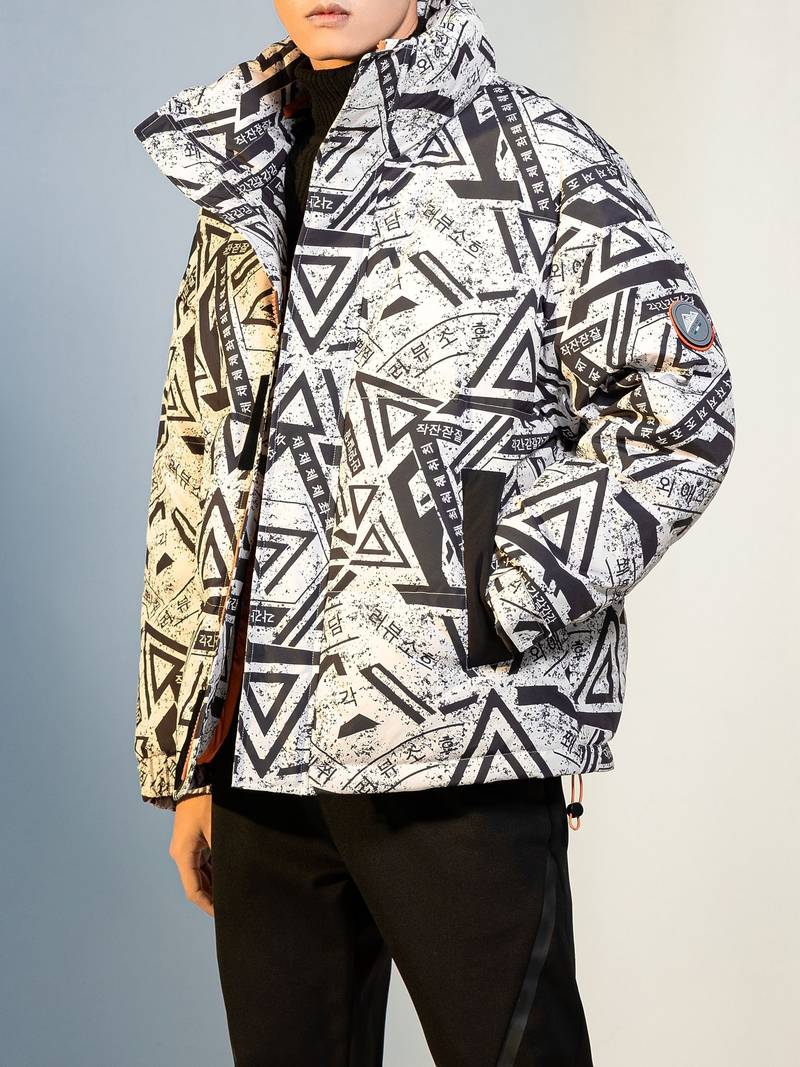 Giacca con cappuccio geometrica da uomo