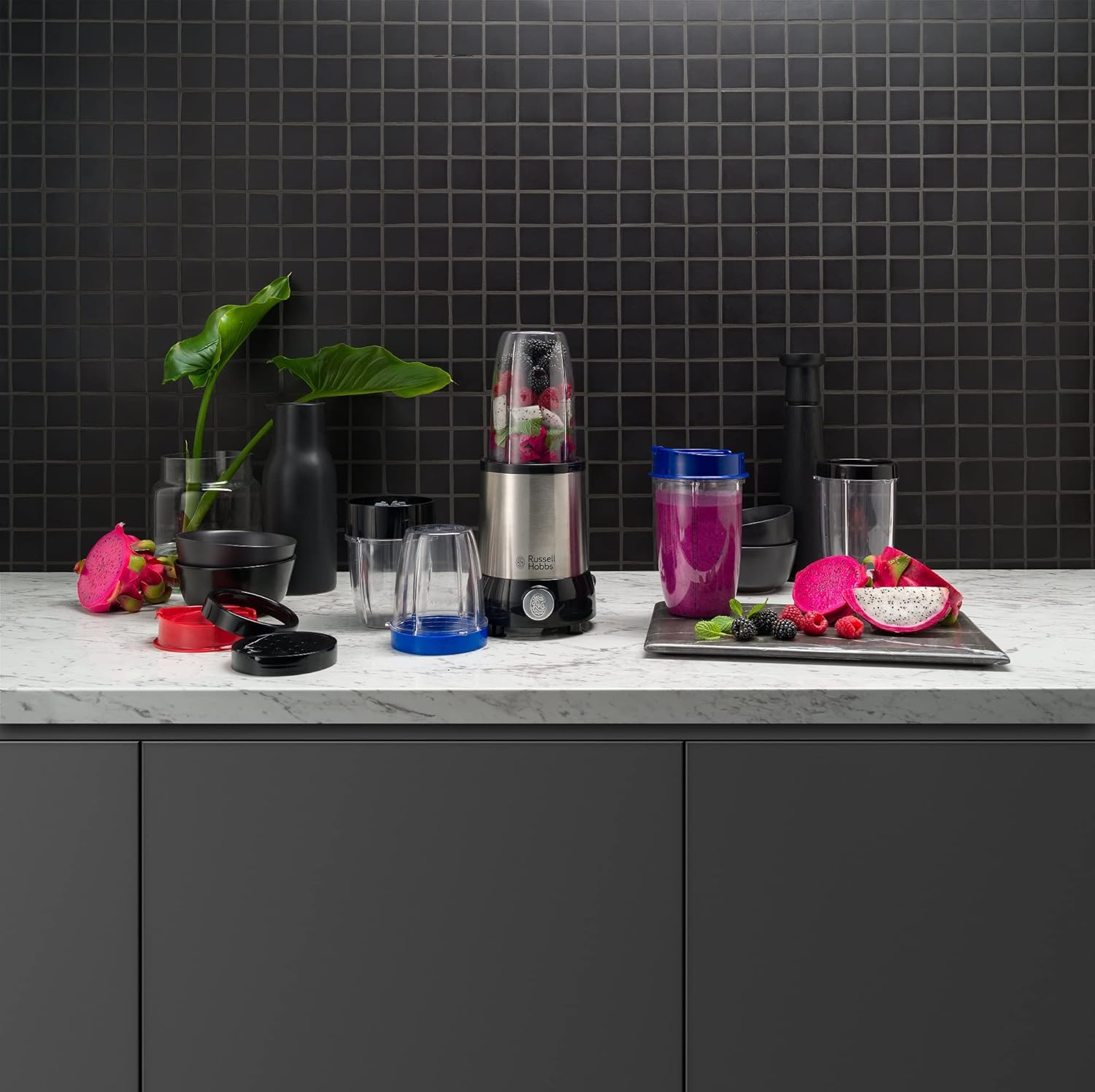 Russell Hobbs Mixer [Frullatore multifunzione] NutriBoost (include 5 contenitori senza BPA e lavabili in lavastoviglie + coperchi, 22.000 giri/min, motore da 0,9 CV) frullatore elettrico 23180-56