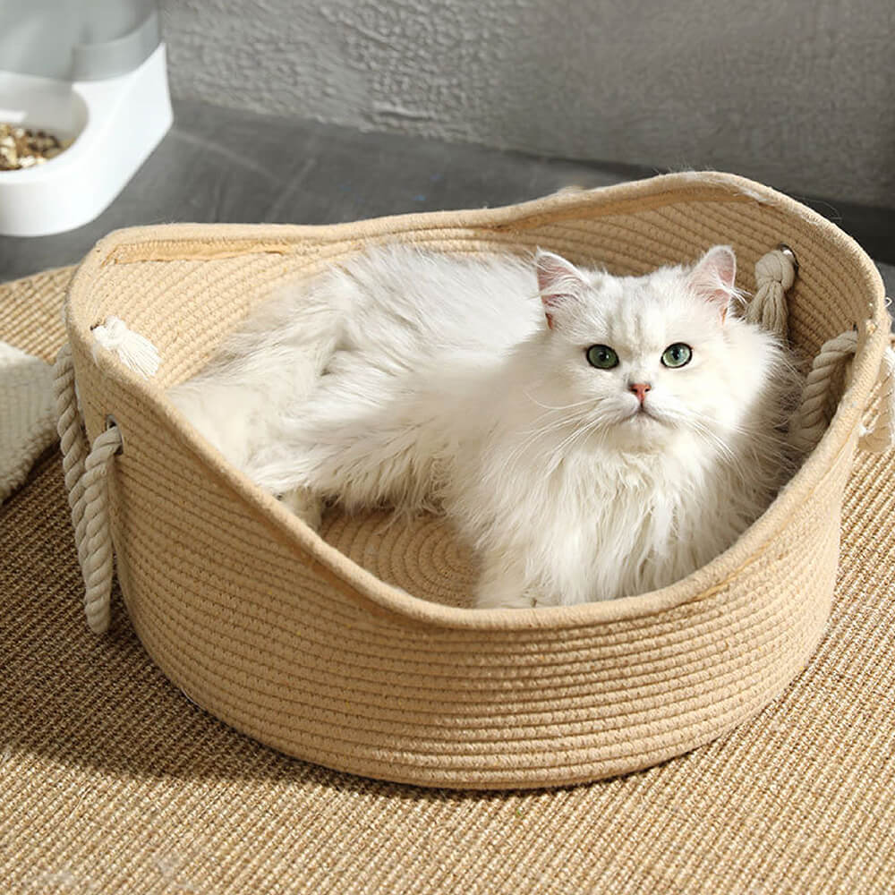 Luxus Katzenbett aus handgefertigtem Korb – PurrNest für maximalen Komfort