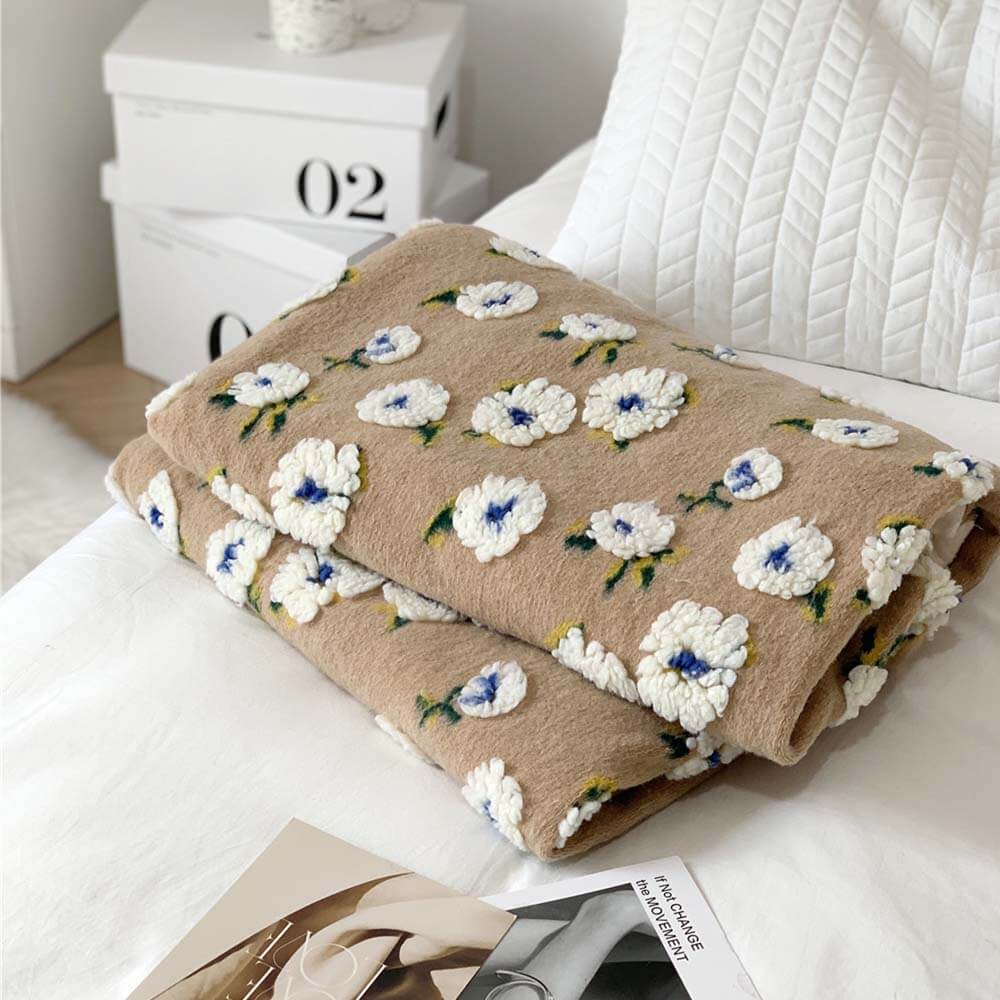 Romantische Kuscheldecke aus Jacquard-Fleece und Minky für Mensch und Tier