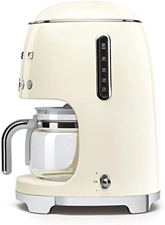 Smeg, DCF02BLMEU, Macchina da caffè con filtro, Funzione aroma e avvio automatico, Caraffa in vetro fino a 12 tazze, 2 livelli di intensità, Funzione di mantenimento del calore, 1050W, Nero opaco
