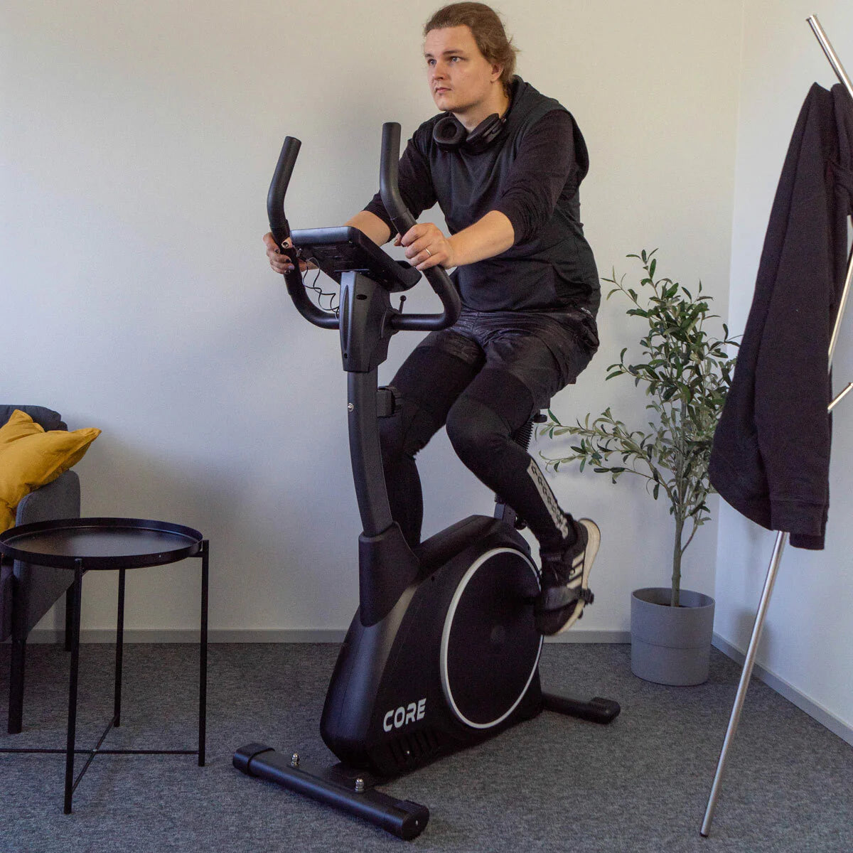 Core Heimtrainer 900