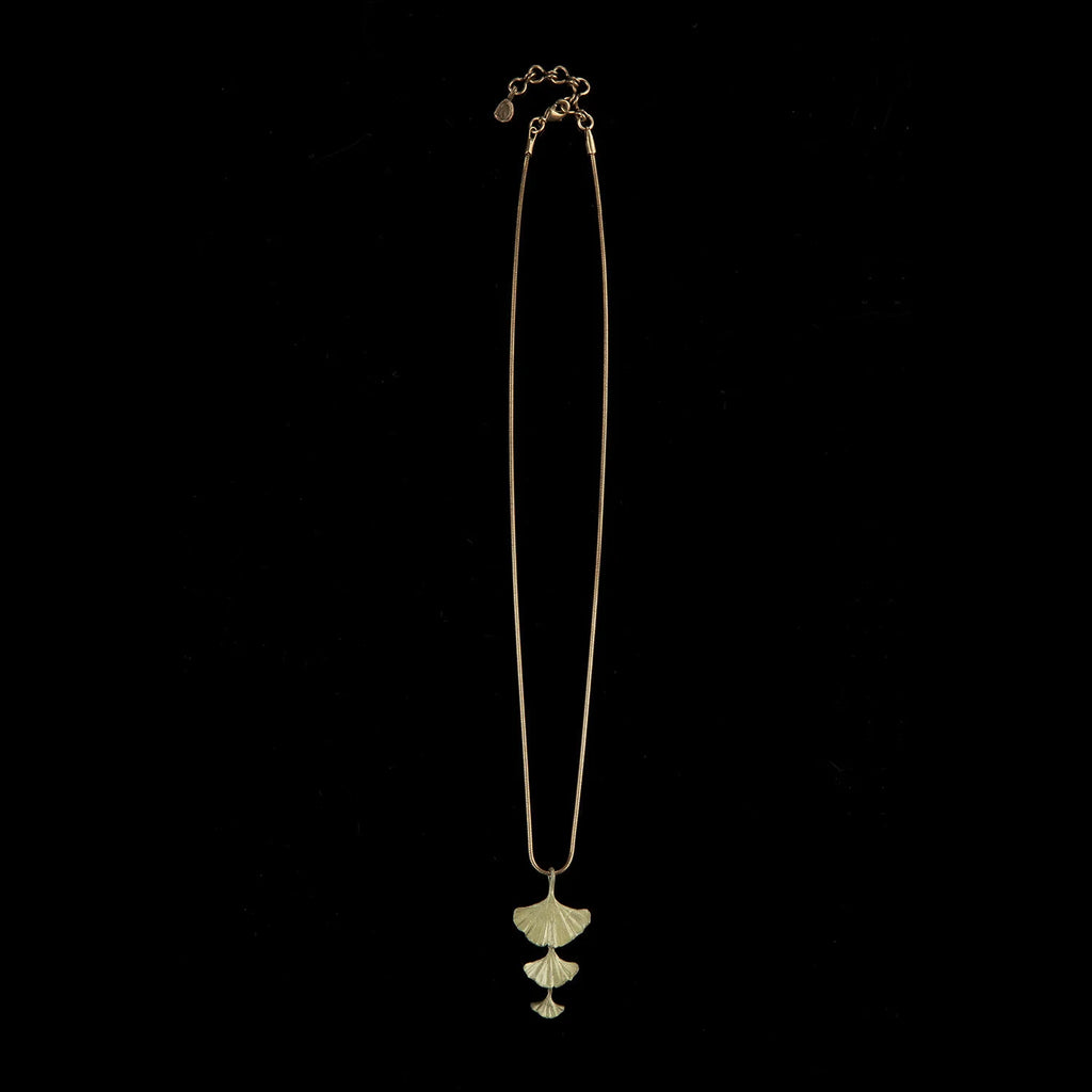 Ginkgo - Kette mit Anhnger dreiblttrig
