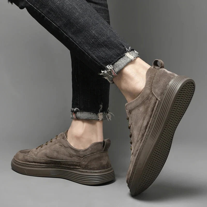 Aram - Sneaker in pelle vegana