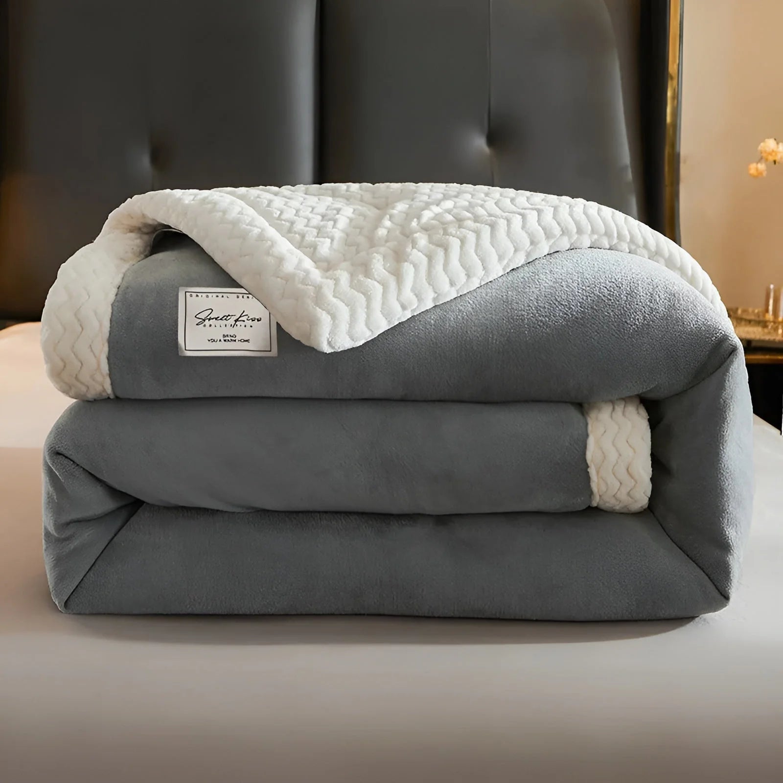 Dreilagige Fleece-Bettdecke ThickPlush“ – Extra weiche, gesteppte Decke für gemütliche Nchte