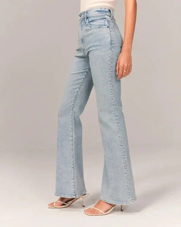 Kiera - Jeans in denim alla moda