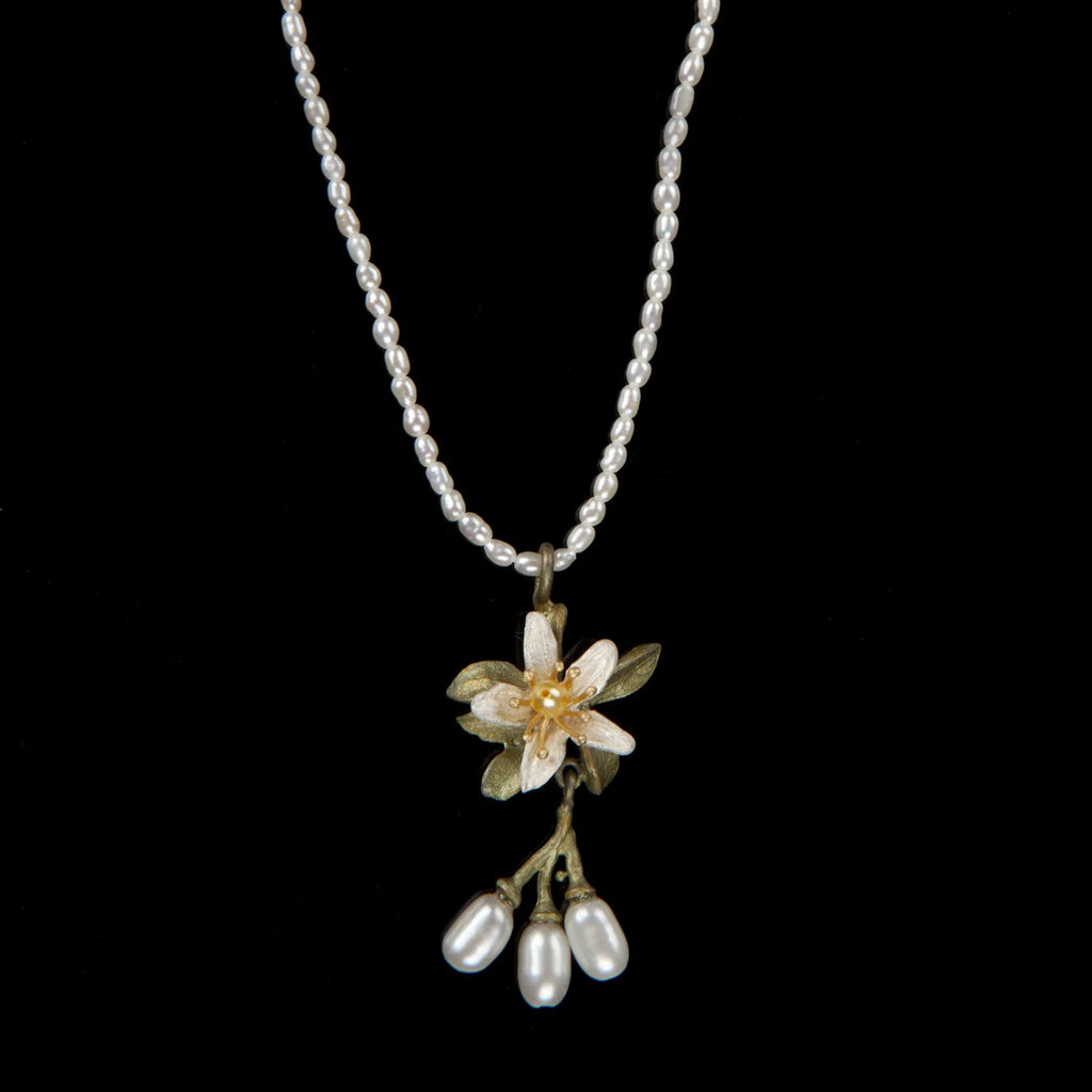 Fiori d'arancio - Collana di perle con ciondolo