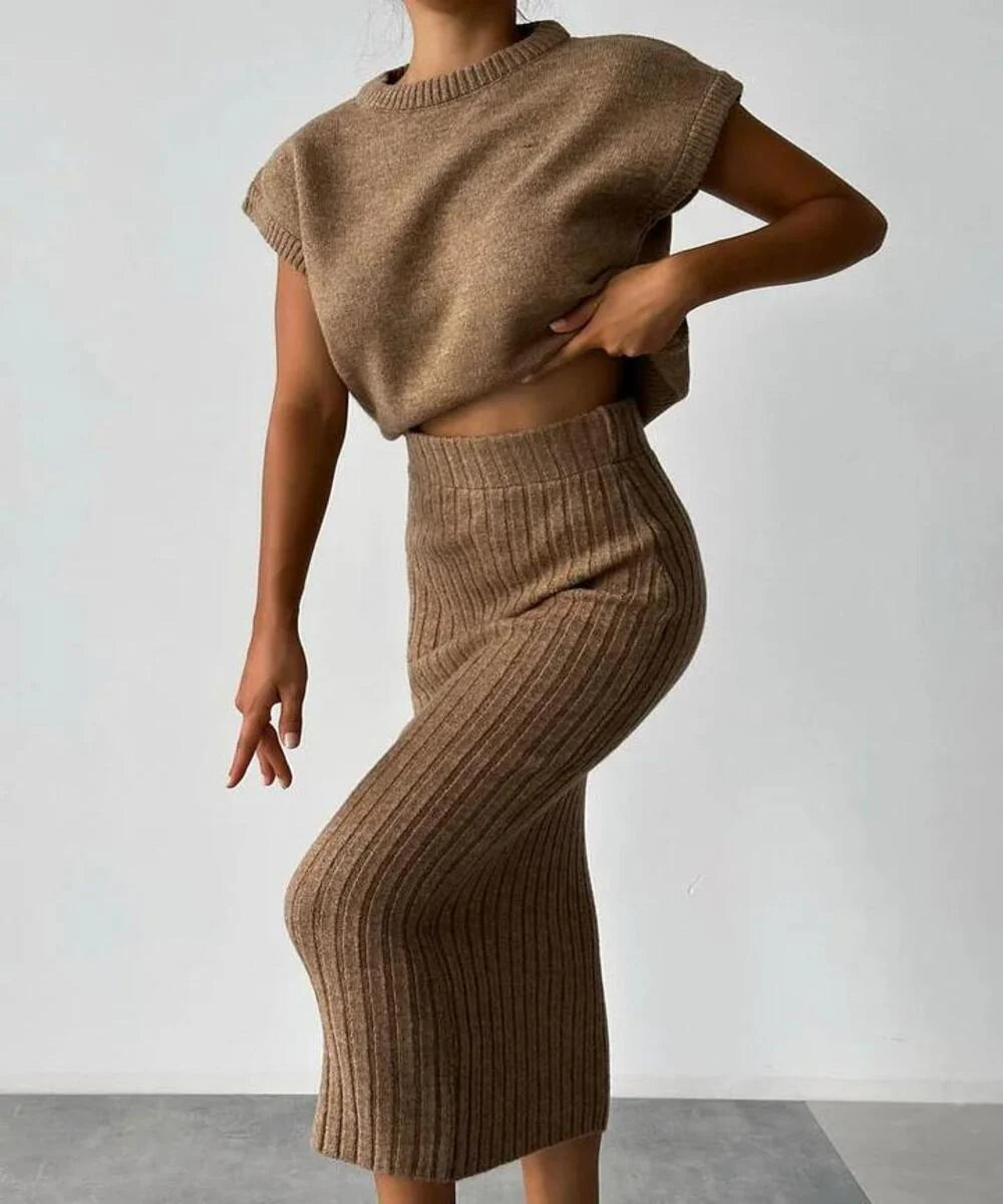 Lozenda - Set Aus rmelloser Weste Und Gestricktem Rock