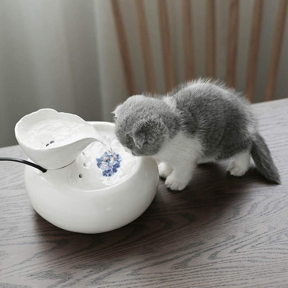 ALEjon Fontana d'Acqua Potabile in Ceramica Portatile per Gatti – Distributore Automatico di Acqua Circolante per Animali Domestici per Gatti e Cani – Fontana per Bere Sana e Igienica con Pompa Silenziosa