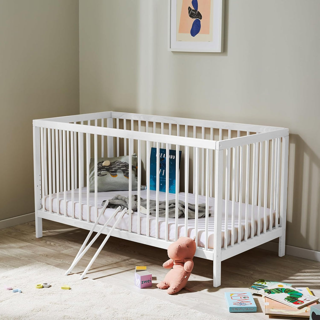 Kids Collective Lettino per neonati 60x120 regolabile in altezza e sponde rimovibili, opzionale con cassetto e materasso | Legno di faggio bianco molto stabile Prodotto in Europa
