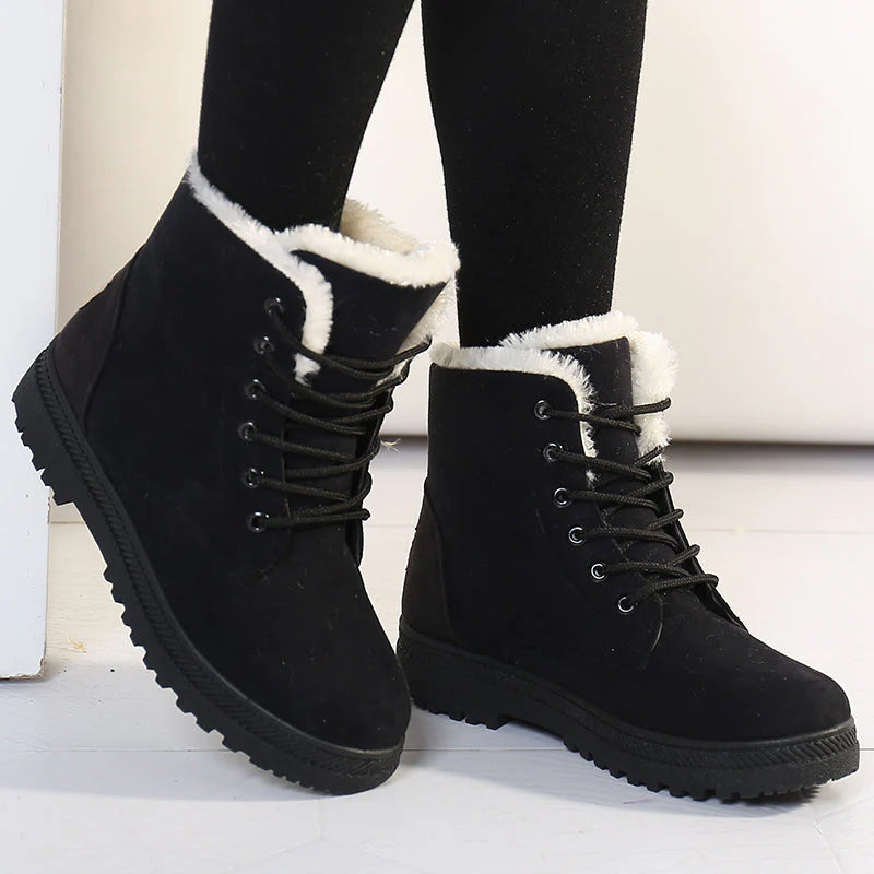 Women's fleece-lined snow boots