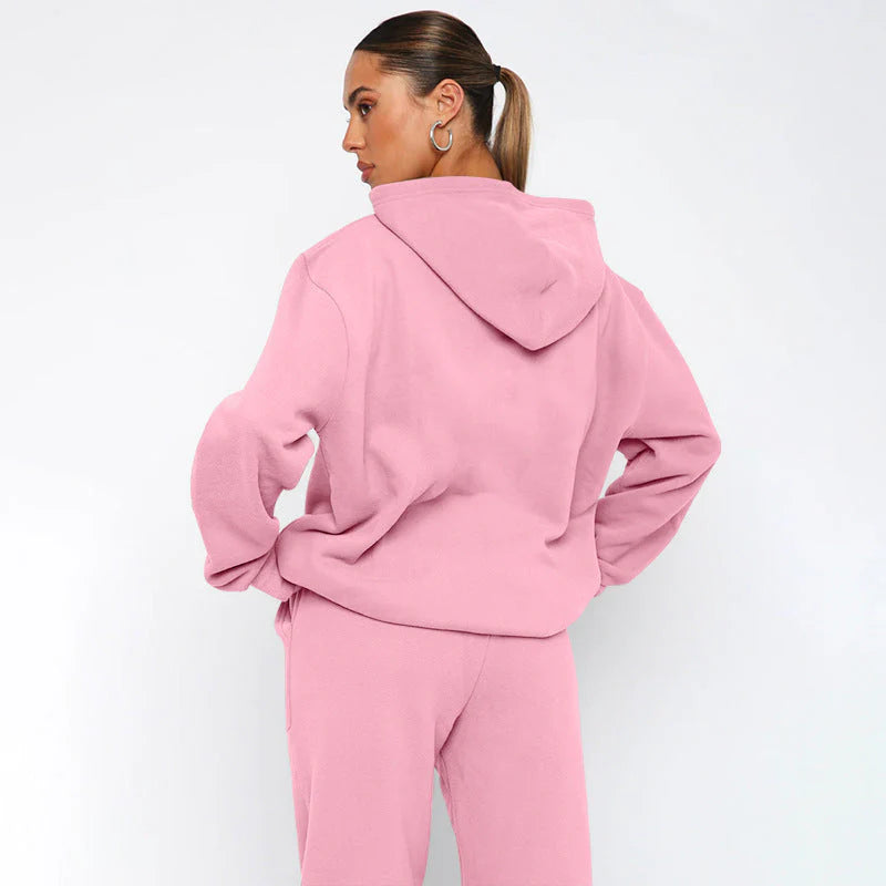 Felpa con cappuccio oversize e set jogger da donna