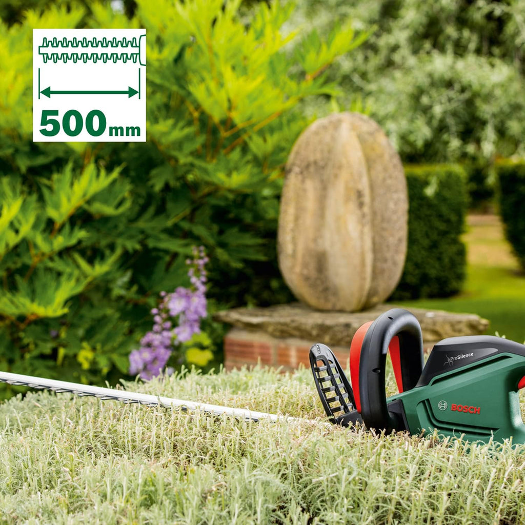 Bosch Heckenschere UniversalHedgeCut 60 (480 Watt, Messerlänge: 60 cm, für mittelgroße Hecken, Messerabstand: 30 mm, im Karton)