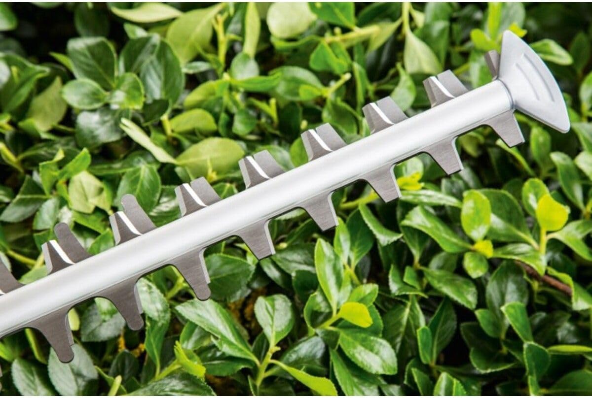 Bosch Heckenschere UniversalHedgeCut 60 (480 Watt, Messerlänge: 60 cm, für mittelgroße Hecken, Messerabstand: 30 mm, im Karton)