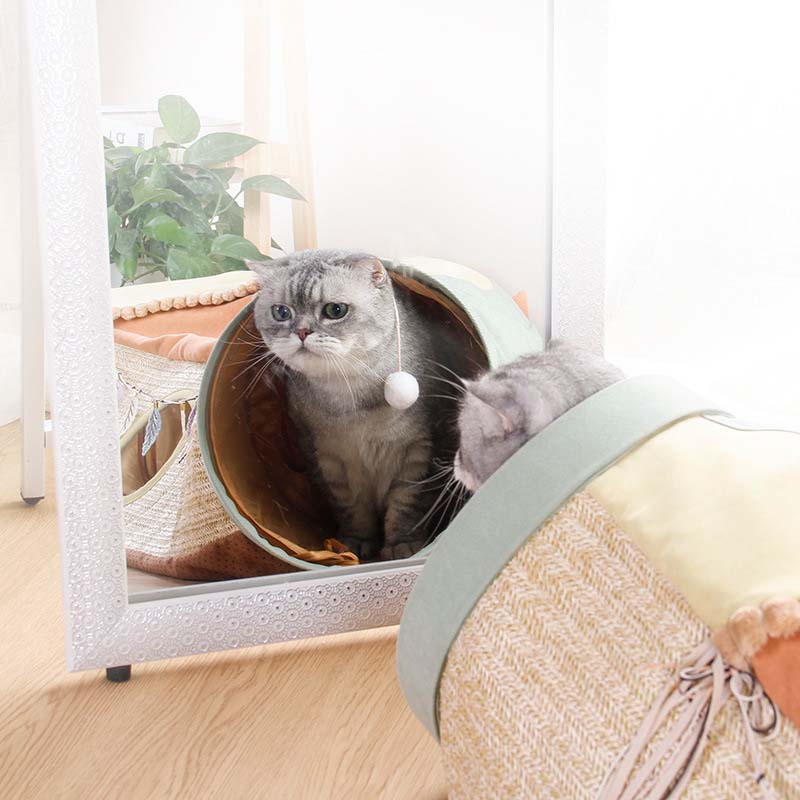 CatJoy – Lettino pieghevole per gatti con tunnel gioco integrato per un divertimento senza fine