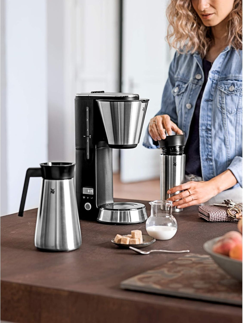 WMF Küchenminis Macchina da caffè con filtro Aroma, piccola, con caraffa termica, 870 Watt, tazza termica da asporto, macchina da caffè singola piccola con timer, cromargan opaco