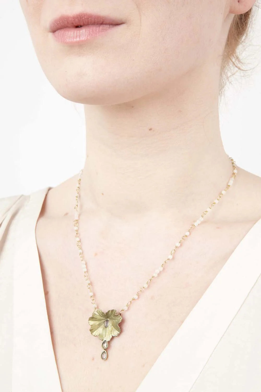 Alchemilla - Collana con ciondolo