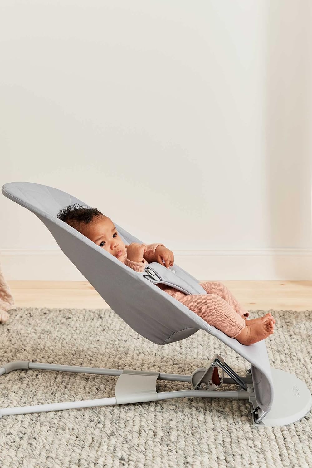 BabyBjörn Sdraietta Bliss, Tessuto trapuntato a petalo, Grigio Sabbia