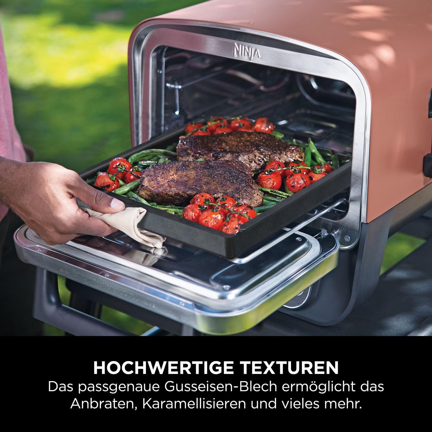 Ninja Woodfire verstellbarer Ständer und Beistelltisch, Außenofen- und Grillständer, robuster Outdoor-Kochtisch und Pizzaofenständer, Schwarz 4718J800EUUK