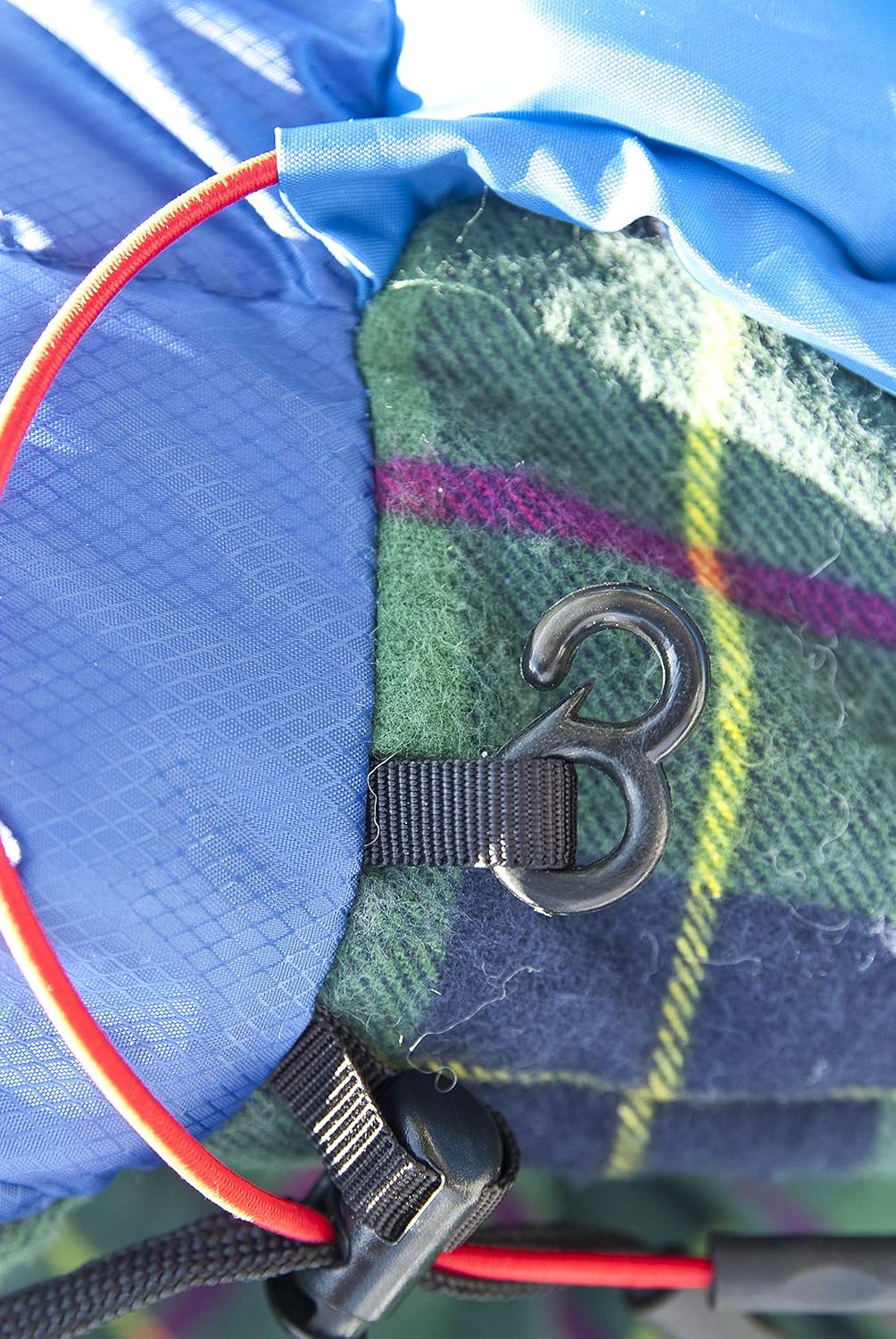 Alexika Tundra Plus Schlafsack,warm, bequem, rechteckig 3 Saison Deckenschlafsack für Erwachsene und Familien Outdoor Camping im niedrigen Temperaturen bis zu -2 C mit Kompressionsack,