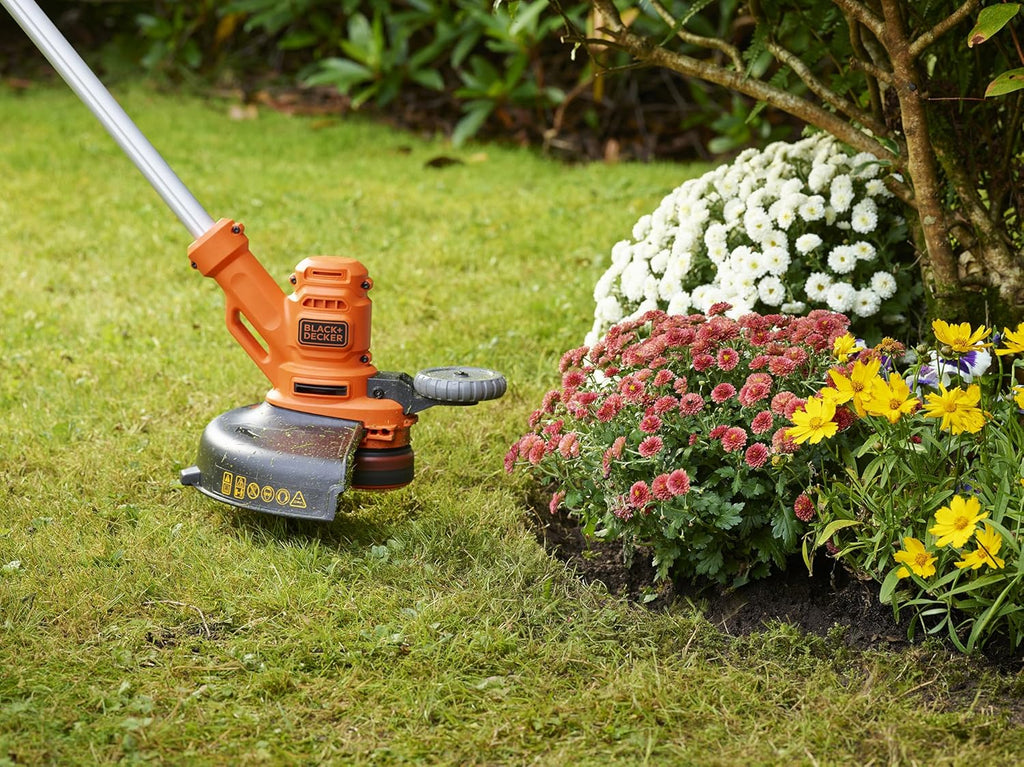 Black+Decker Tagliabordi/Rifilabordi/Tagliaerba 3-in-1 BESTA530CM (550W, 30 cm larghezza di taglio, estensione automatica filo AFS, include base su ruote, per piccoli giardini)